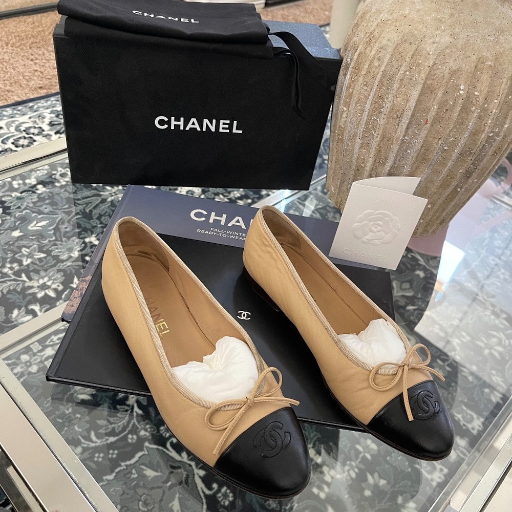 Chanel  ballerina flats